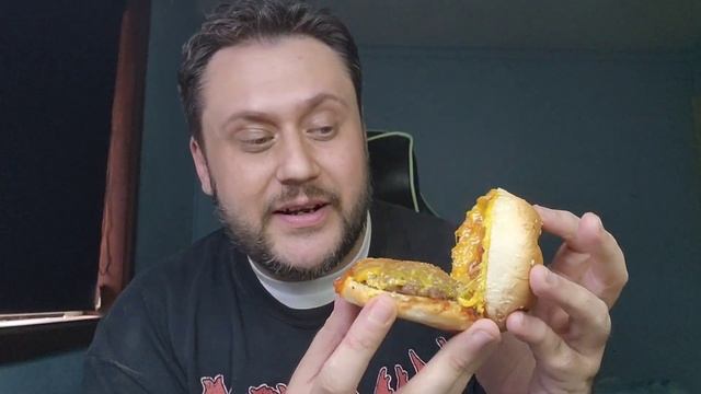 On The Menu CHEESE BURGER Review смотреть онлайн