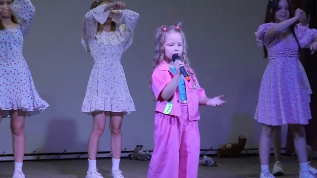 Грефенштейн Лиза - Я уже большая смотреть онлайн