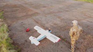 Модель АН-2 на взлётке. Авиамодельный сезон 2020