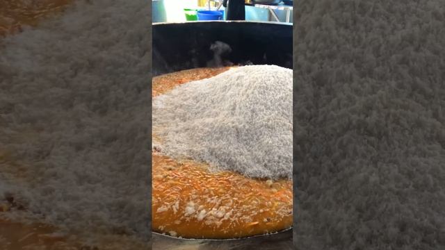 Most Popular Food Uzbekistan💥 Besh Qozon in Tashkent #ASMR#food#streetfood#mostpopularfood#Tashken смотреть онлайн