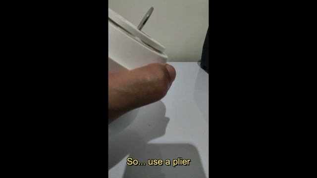 Tapo Camera C210 / C200 - How to Easily Remove Stuck Base Mount and Fix the Problem смотреть онлайн