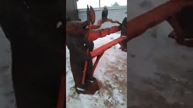 работа выполнена 5 лет назад, скамейка с медведями, смотреть онлайн