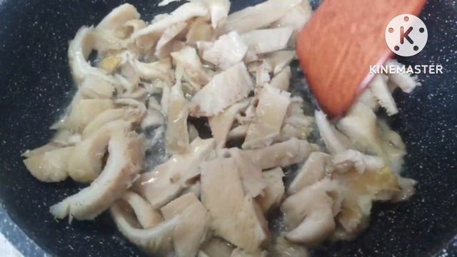 There is no meat, but tastier than meat! You will love this mushroom recipe!