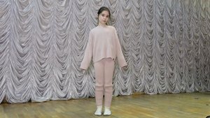 Стихотворение «Черепаха» Даниил Хармс. Читает Заряна Аматова.