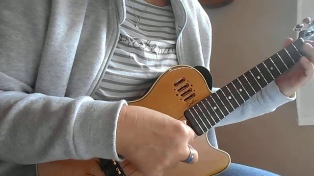 Grand-père - Georges Moustaki - Ukulélé (fingerpicking) смотреть онлайн