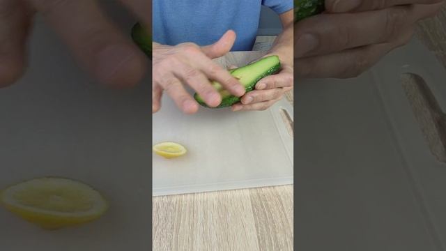 Как сделать чтоб авокадо не темнел на воздухе.