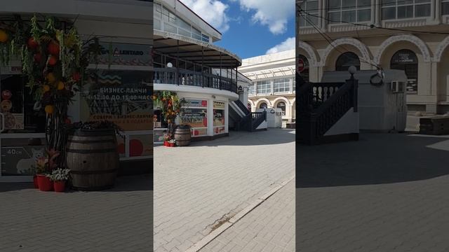 Севастополь. Центр. Паромная переправа в арт.бухте.Sevastopol.