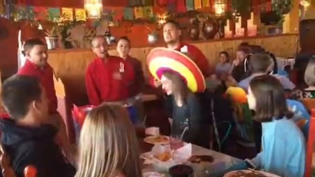 Mexican restaurant смотреть онлайн