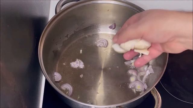 Recette Facile de Calamar Relevé au Chorizo et Piment смотреть онлайн