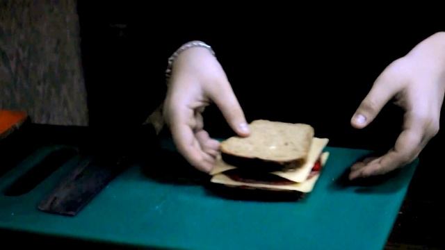 Сендвич с горячим сыром смотреть онлайн