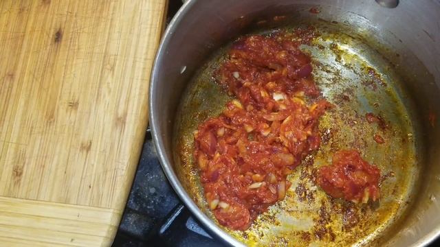 tomato sauce смотреть онлайн