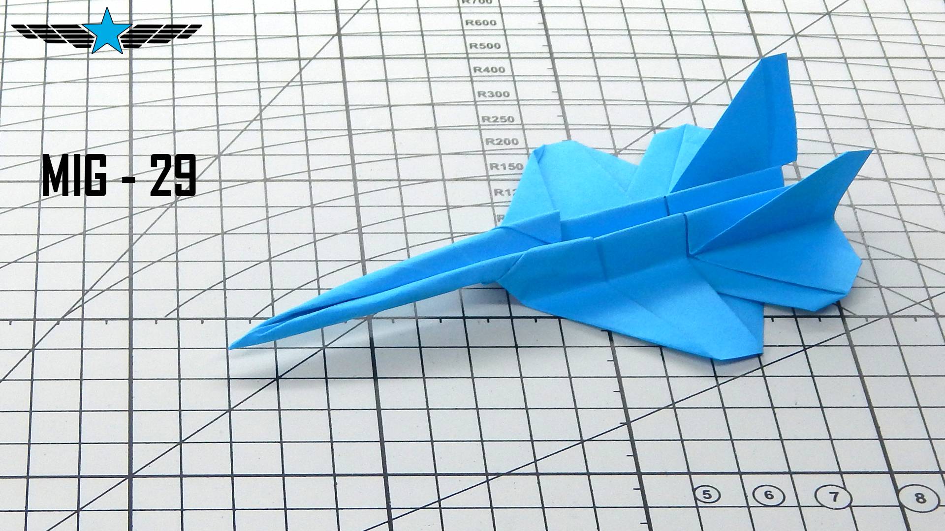 Как сделать легендарный истребитель МиГ-29 из бумаги смотреть онлайн
