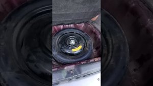 Для чего нужен предохранитель под капотом Subaru legacy outback