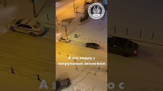 Как ведут себя дрифтеры с полицейскими и без них