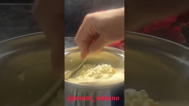 Творожная запеканка❤️❤️❤️#рецепты #вкусно #творожнаязапеканкавдуховке #творожнаязапеканка #завтрак смотреть онлайн