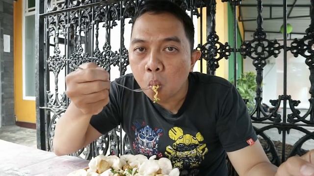 Tahu Kupat Solo .... Apa Bedanya Sama Kupat Tahu di Jogja ????? смотреть онлайн