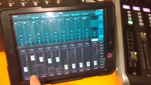 X-air and x-touch control over IP смотреть онлайн