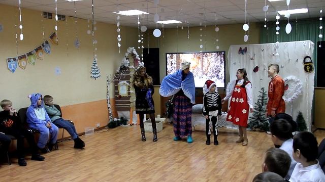 Новогодний спектакль
#ДвижениеПервых #ШкольнаяКлассика #НовогодняяСказкаПервых