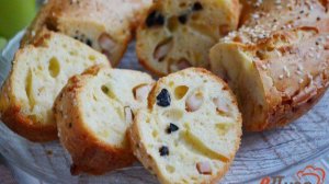 Кекс с беконом и маслинами