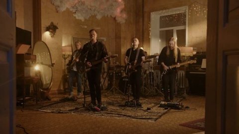 Комната культуры - Привет | Посмотри на музыку | МАЯК