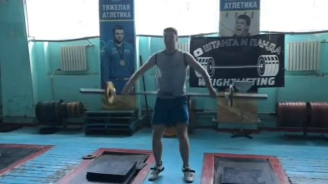 Атланты тренируются/Atlantes training/ #WEIGHTLIFTING  #тяжелаяатлетика  #штангаиПанда