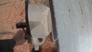 Да, да, и снова Кукса! И кому они только нужны? Кукса с ручкой молот Тора. Ленточка и стамески