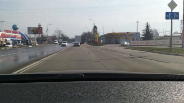 Разворот на нерегулируемом перекрёстке Карачевское ш. и ул. Спивака