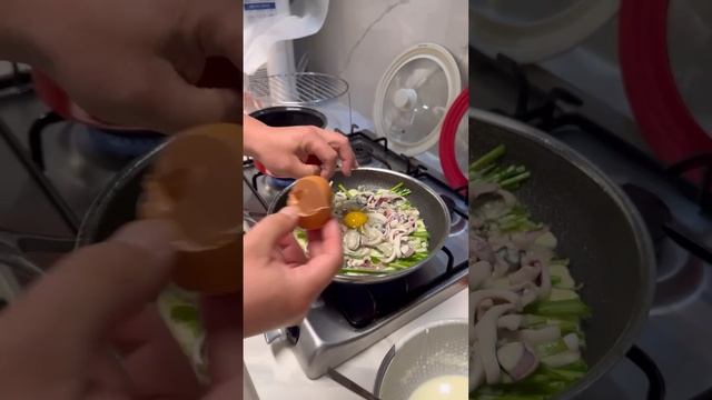 Корейские блины🔥 #жизньвкорее #еда #катякорея #рецепты #кореявлог