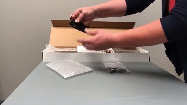 Mountains2Metal Part # 700-10-3-NOCO Grille Insert fits GMC HD Trucks 2015-19 - What's in the box? смотреть онлайн