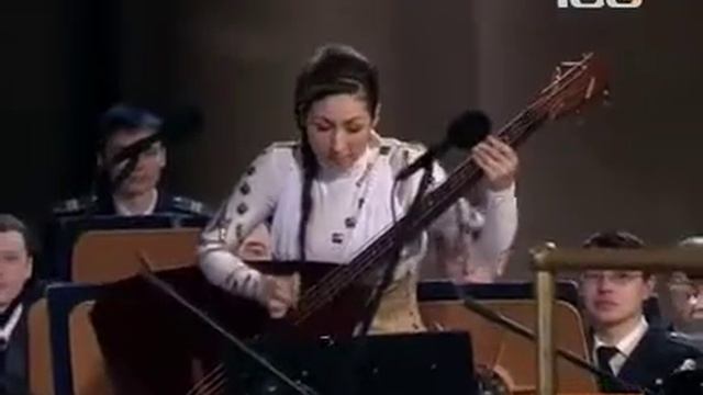 Адмиралтейский оркестр и Эссе-Квинтет - Яблочко смотреть онлайн