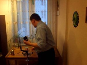 Закаточная машинка для жестяных банок