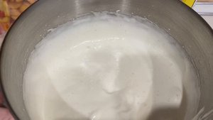 Шарлотка из замороженной ранетки.