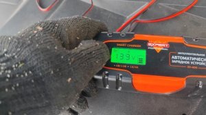 Зарядил аккумулятор Тугеллы но чувствуется не до конца. Видно по напряжению