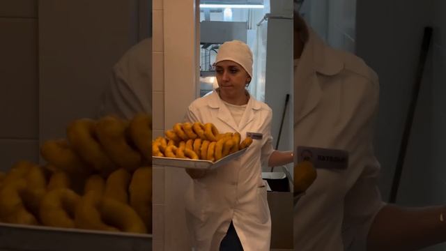 ОЧЕРЕДЬ ЗА Пышку в САНКТ- ПЕТЕРБУРГЕ