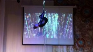 Воздушная гимнастика на корд-де-парале _Танец огня_, исп. Зеленская Анастасия