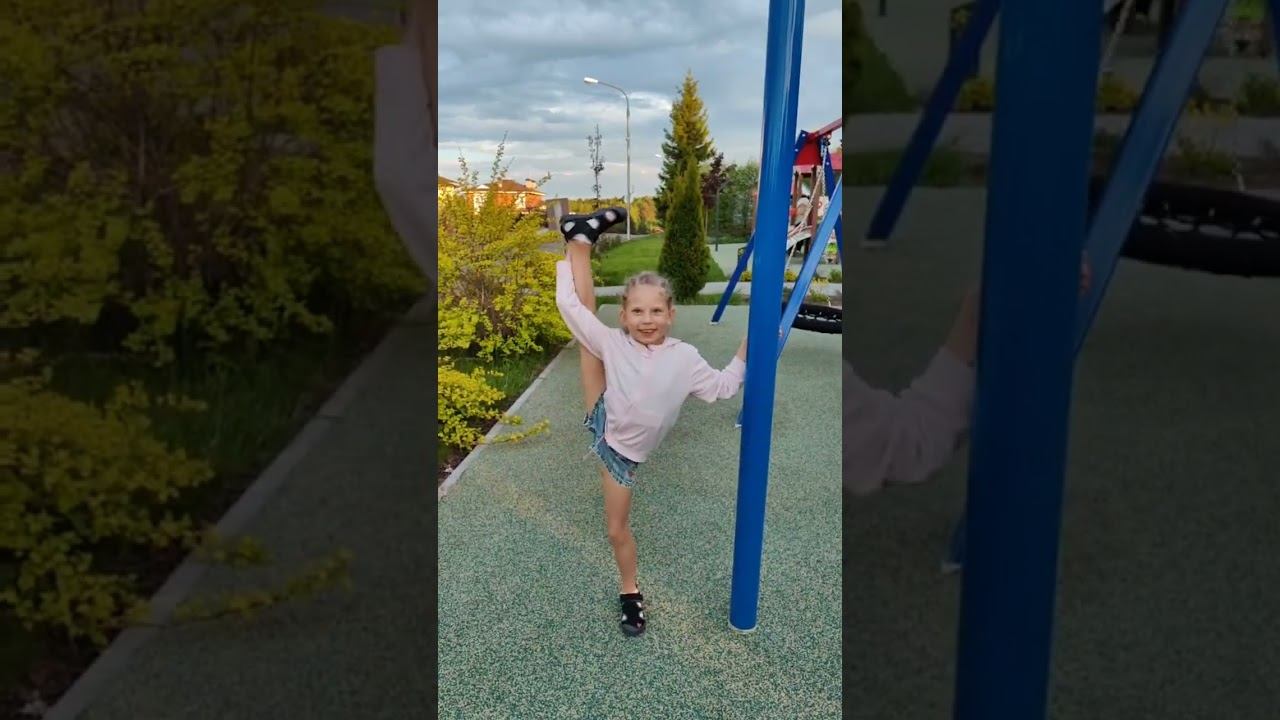 ШОК!  Кому так НЕ СЛАБО? Шпагат стоя #шпагатдома