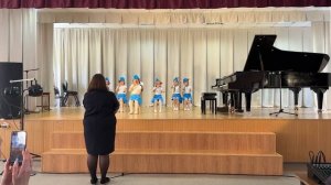 Ансамбль ложкарей "Лучики" песня "Корабль по морю плывёт"