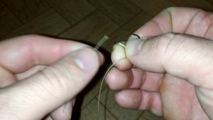 Петля для поводка доночной снасти.