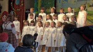 03 отчетный концерт 2012 младшие - мышка вылезла из норки