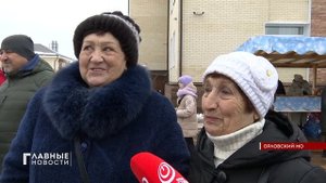 В Вятском Посаде под Орлом провели рыцарские бои и мастер-классы по народным ремеслам!