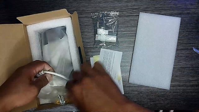 TP-Link VIGI C330I 3MP Outdoor IR Bullet Network Camera - Unboxing & Installation смотреть онлайн