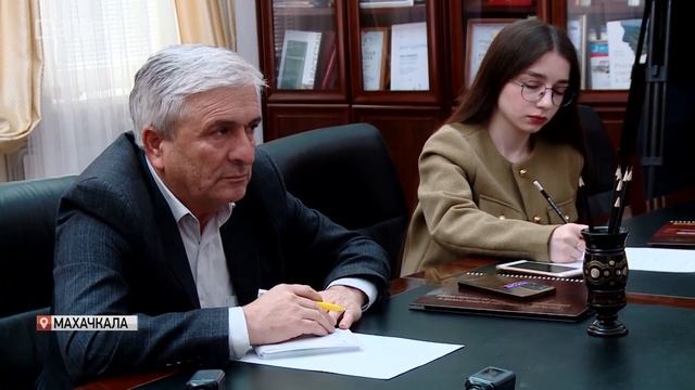 В Миннаце Дагестана обсудили межконфессиональные и межнациональные отношения смотреть онлайн