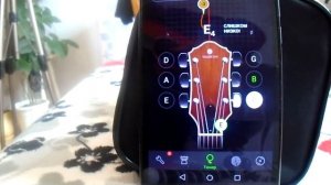 Настройка гитары. Приложение GuitarTuna