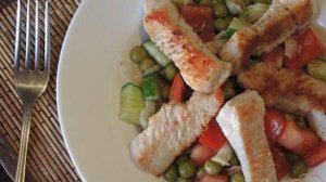 Салат из индейки и овощей