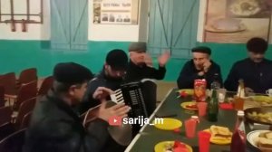 Заур Алибеков в кругу друзей.Очень хорошая даргинская песня🎶🎤🎵 🔥🔥🔥