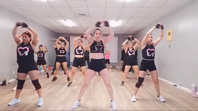30 MIN CARDIO SIN SALTOS / CARDIO DANCE FITNESS