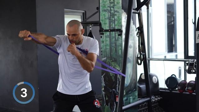 УПРАЖНЕНИЯ С РЕЗИНОЙ ДЛЯ БОКСЕРА | развиваем скорость удара смотреть онлайн