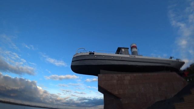 Нижний Новгород часть 8.2: Набережная смотреть онлайн