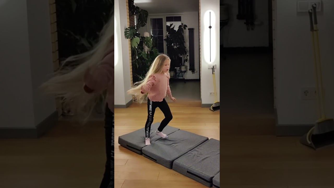 ГИМНАСТИКА дома. Весело, задорно и легко ДЛЯ ВАС! #гимнастикадети #гимнастикадома #artalicaalimova