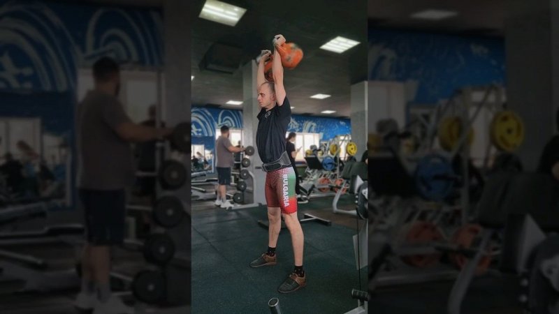 Гири 28кг + 28кг. Длинный цикл. #гири #спорт #рывок #толчок #sports #гиревойспорт